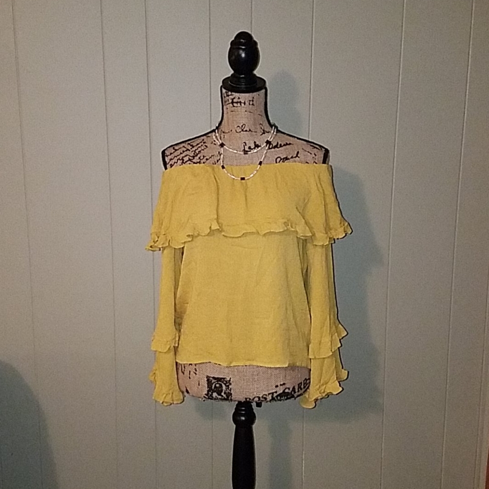 Yellow Boat neckline Ruffle Blouse - Picture 4 of 6